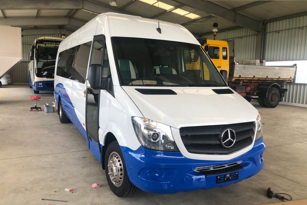 Beschriften Merc Sprinter Kleinbus Aare Aemme Reisen Events 11