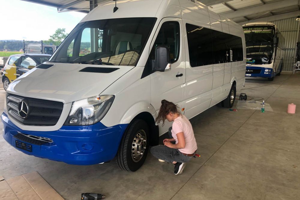 Beschriften Merc Sprinter Kleinbus Aare Aemme Reisen Events 12