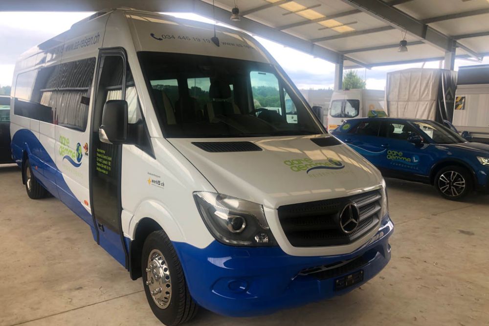 Beschriften Merc Sprinter Kleinbus Aare Aemme Reisen Events 20