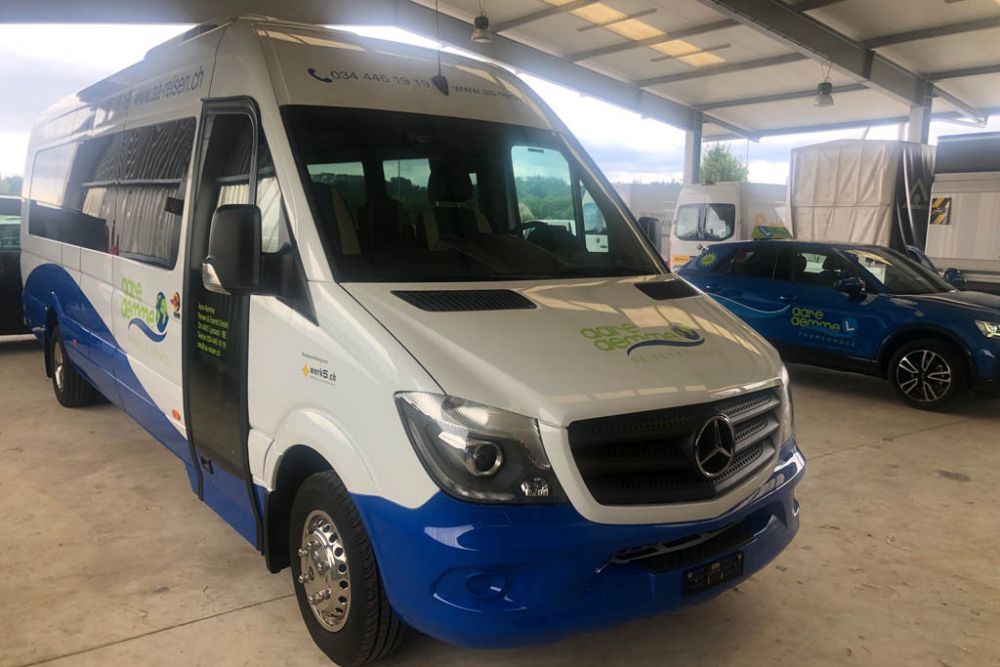Beschriften Merc Sprinter Kleinbus Aare Aemme Reisen Events 20