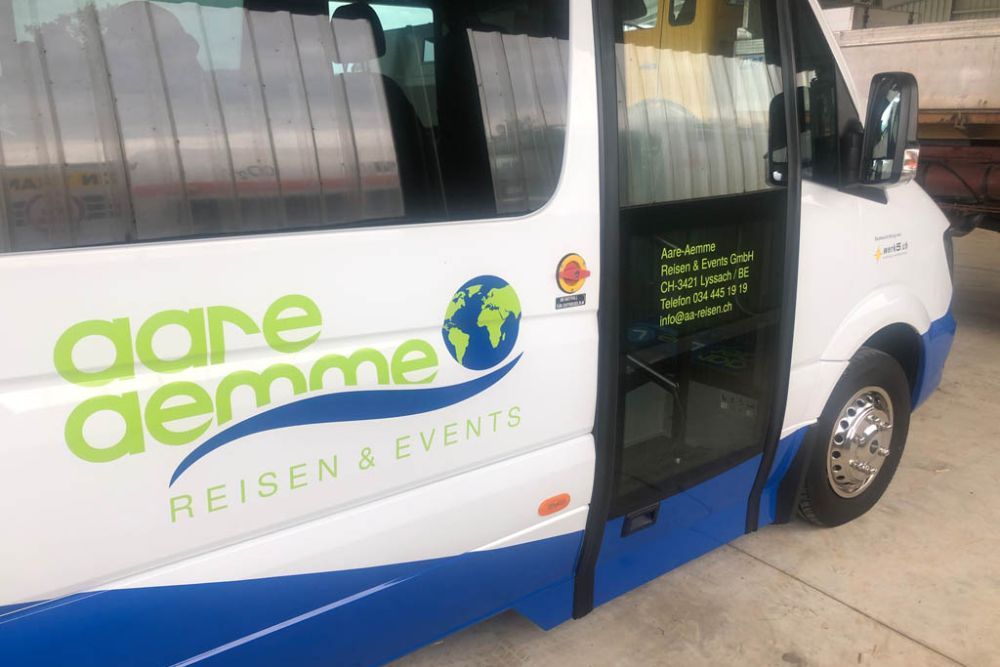 Beschriften Merc Sprinter Kleinbus Aare Aemme Reisen Events 21