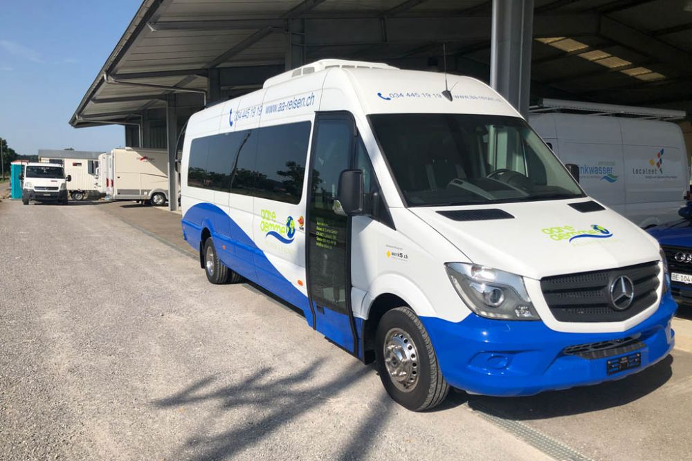 Beschriften Merc Sprinter Kleinbus Aare Aemme Reisen Events 25