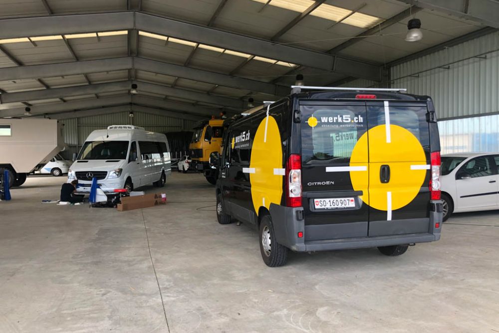 Beschriften Merc Sprinter Kleinbus Aare Aemme Reisen Events 6