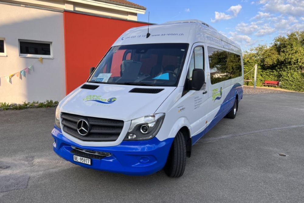 Middi Mercedes Bus Aare Aemme Reisen Events 7